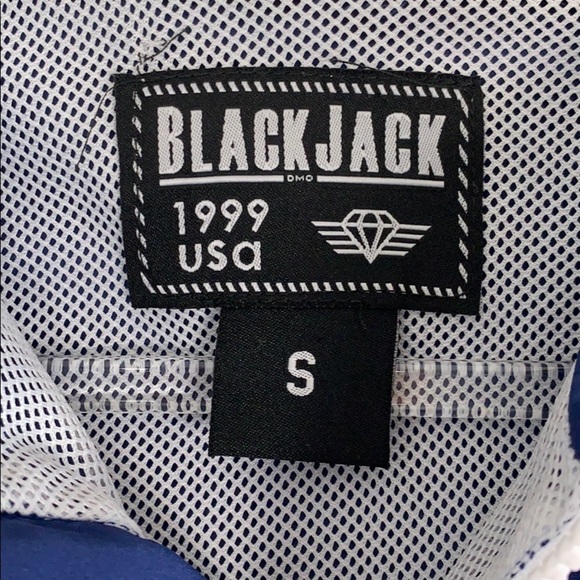 Half Zip Windbreaker - Picture 4 of 8